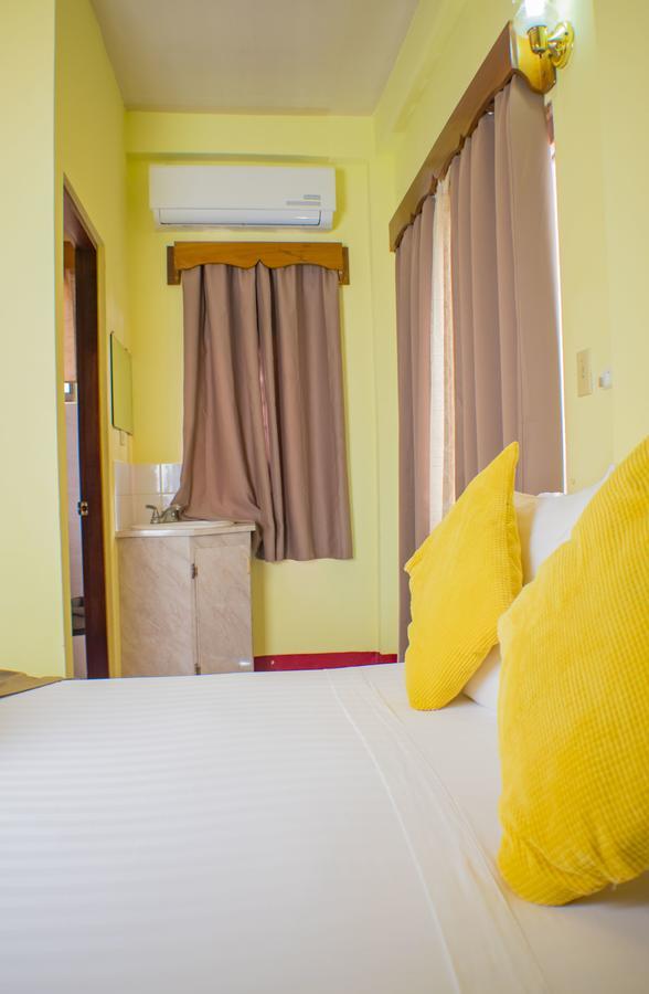 Belcove Hotel & Guesthouse Беліз Екстер'єр фото