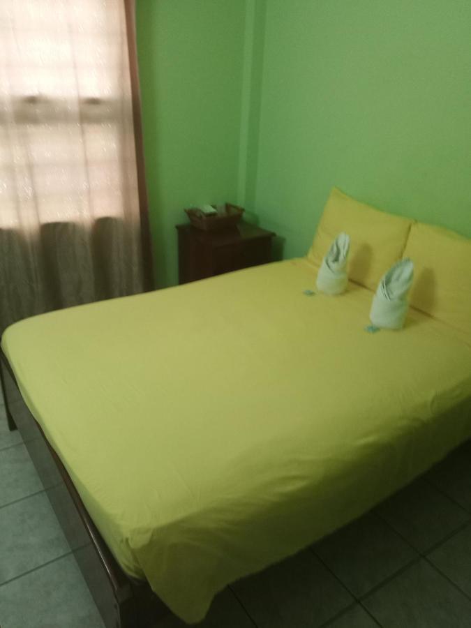 Belcove Hotel & Guesthouse Беліз Екстер'єр фото